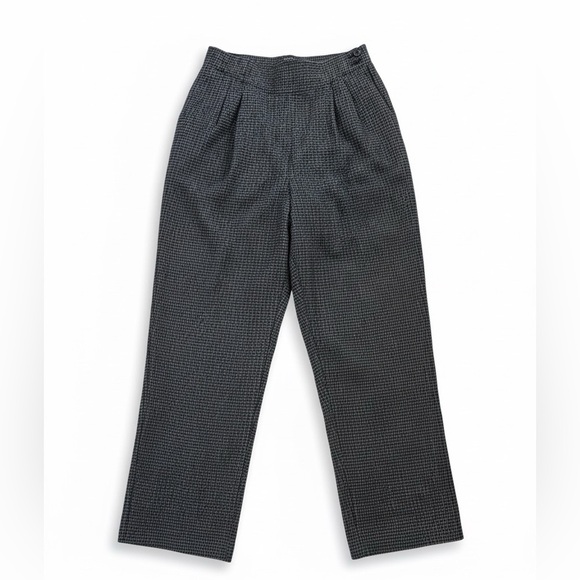 3/$25 Elegant Women's Black Pantsuit - Picture 1 of 3